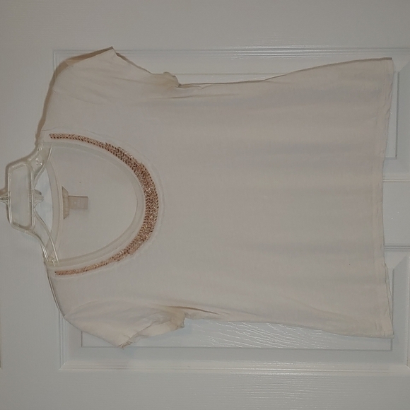 Banana Republic Tops - Banana Republic off White Embellished T-Shirt Size Petite S